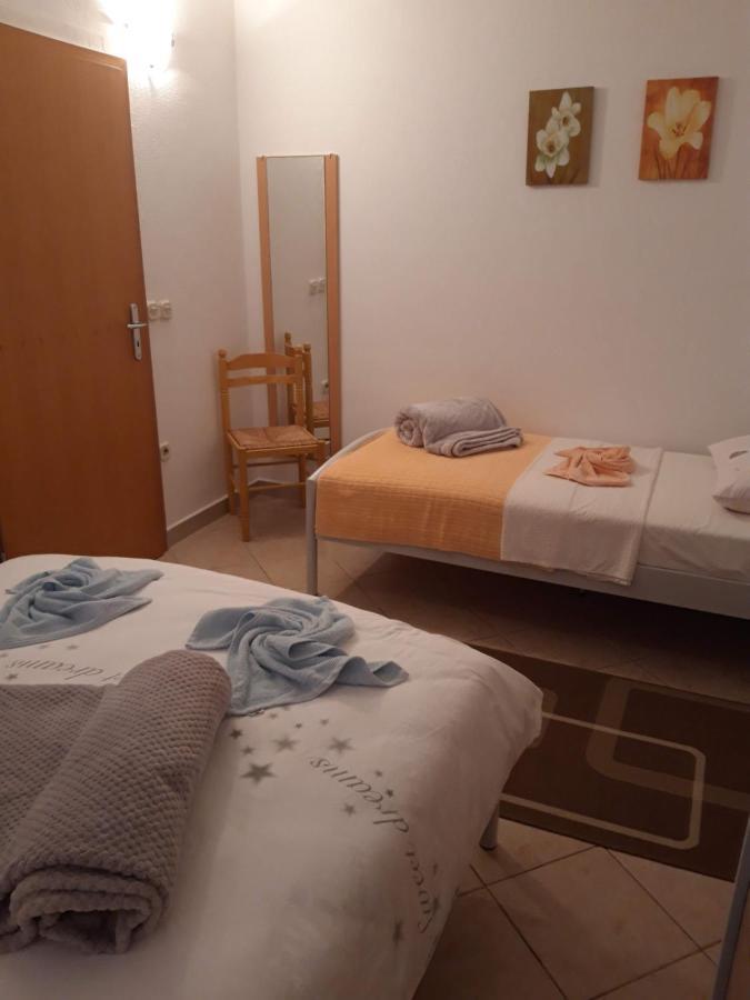 Apartment Perla Pirovac Ngoại thất bức ảnh